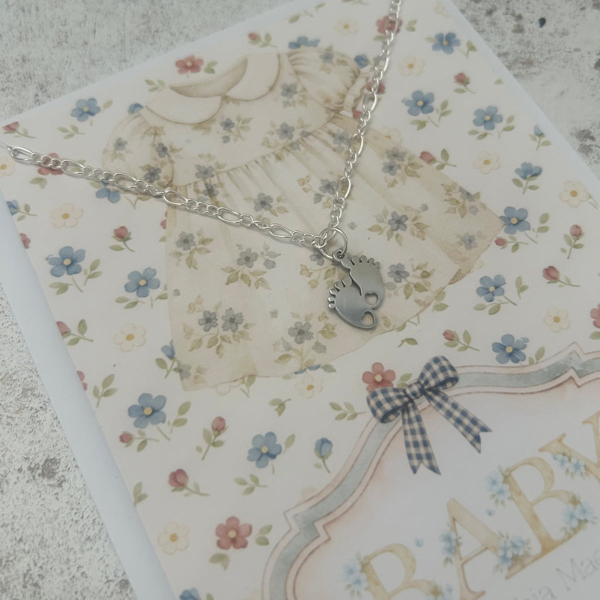 Personalised Newborn Baby Girl Gift - Adorable Keepsakes