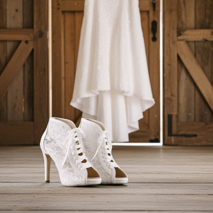 Chantilly Lace Bridal Boots – Elegance Meets Comfort for Your Special Day!